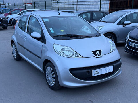 Peugeot 107 1.0e 12V 68ch BLUE LION Urban Move