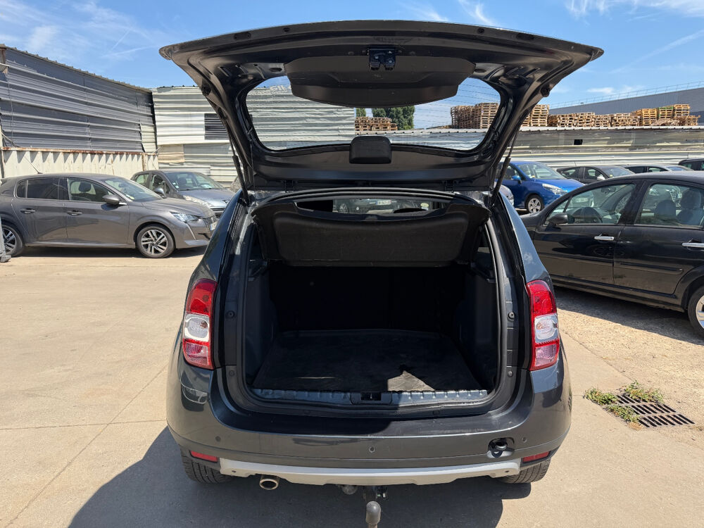 Duster dCi 110 4x2 Black Touch 2017 2017 occasion 93120 LA COURNEUVE