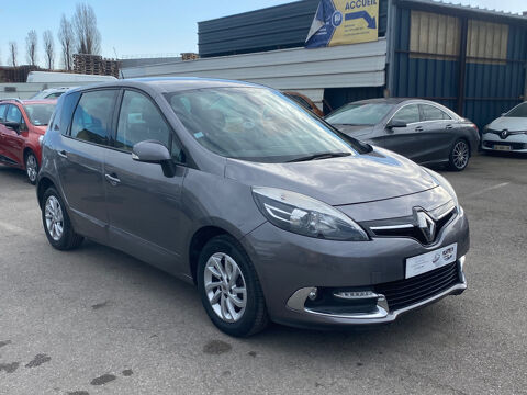 Renault grand scenic iii dCi 110 eco2 TomTom Live 5 pl