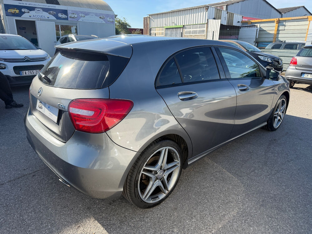 Classe A 180 CDI BlueEFFICIENCY Sensation 7-G DCT A 2015 occasion 93120 LA COURNEUVE