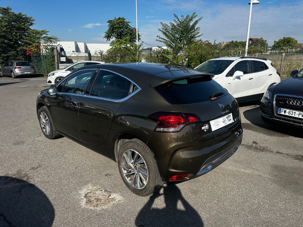 DS4 e-HDi 115 Airdream So Chic 2013 occasion 93120 LA COURNEUVE