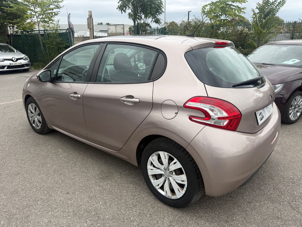 208 1.6 e-HDi 92ch FAP BVM5 Active 2012 occasion 93120 LA COURNEUVE