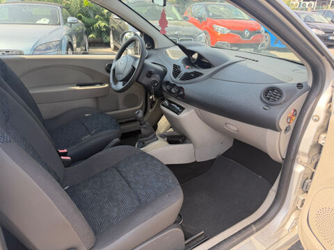 Twingo II 1.2 LEV 16v 75 eco2 Expression 2009 occasion 93120 LA COURNEUVE