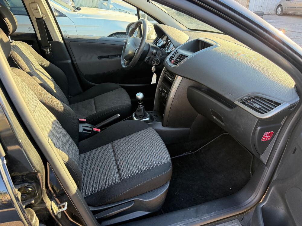 207 1.6 HDi 112ch FAP Premium 2010 occasion 93120 LA COURNEUVE