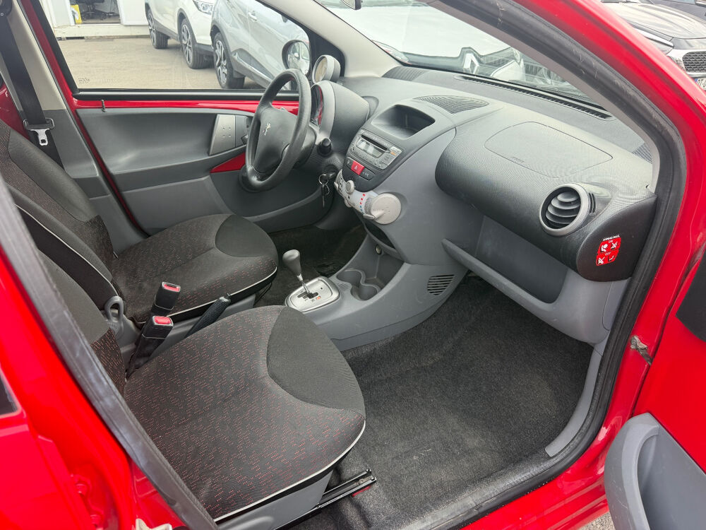 107 1.0e 12V 68ch BLUE LION 2-Tronic Active 2011 occasion 93120 LA COURNEUVE
