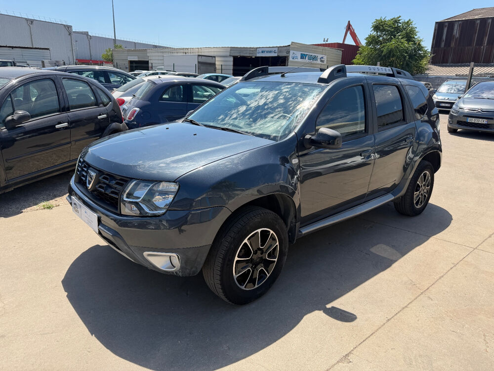 Duster dCi 110 4x2 Black Touch 2017 2017 occasion 93120 LA COURNEUVE
