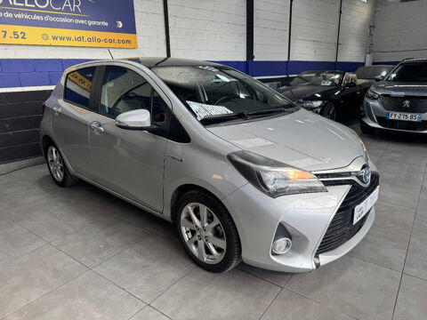 Toyota yaris HYBRIDE 100h Attitude