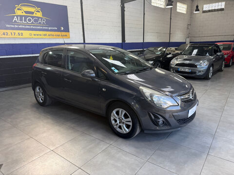 Opel corsa 1.2 - 85 ch Twinport Graphite