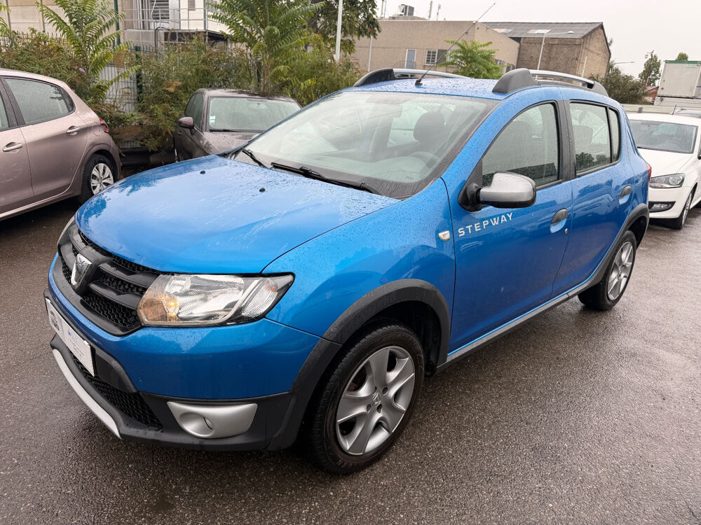 Sandero TCe 90 E6 Stepway Ambiance 2016 occasion 93120 LA COURNEUVE
