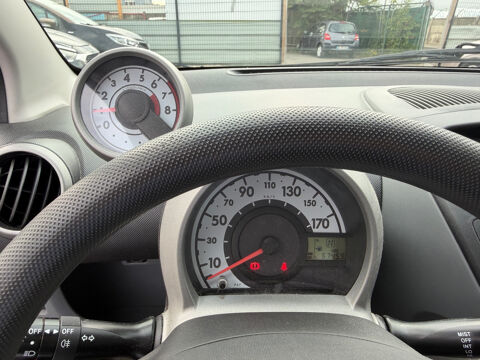 107 1.0e 12V 68ch BLUE LION 2-Tronic Active 2011 occasion 93120 LA COURNEUVE