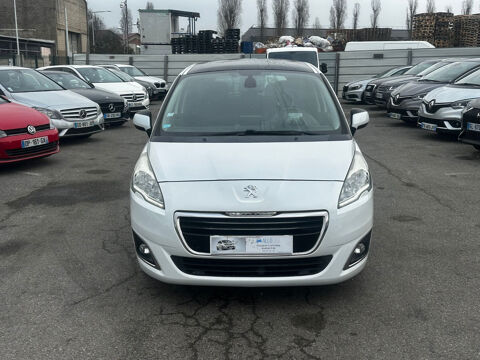 5008 1.6 e-HDi 115ch FAP BMP6 BLUE LION Allure 5pl 2013 occasion 93120 LA COURNEUVE