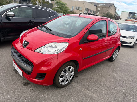 107 1.0e 12V 68ch BLUE LION 2-Tronic Active 2011 occasion 93120 LA COURNEUVE