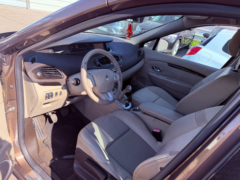 Sc&eacute;nic III Scenic III dCi 110 FAP eco2 Exception Euro 5 2011 2011 occasion 93120 LA COURNEUVE