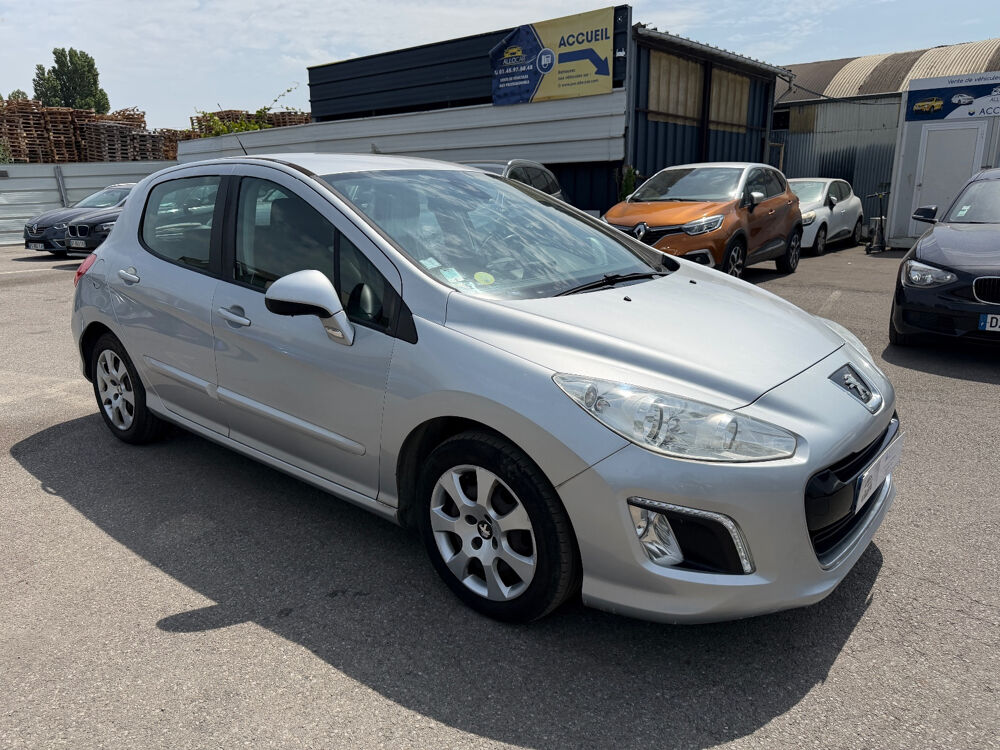 308 1.6 HDi 92ch FAP BLUE LION Business Pack 2012 occasion 93120 LA COURNEUVE