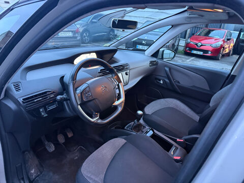 Fiesta 1.25 82 Ghia 2011 occasion 93120 LA COURNEUVE