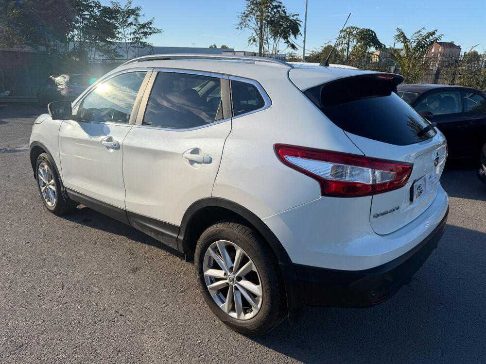 Qashqai 1.2 DIG-T 115 Stop/Start Connect Edition Xtronic A 2015 occasion 93120 LA COURNEUVE