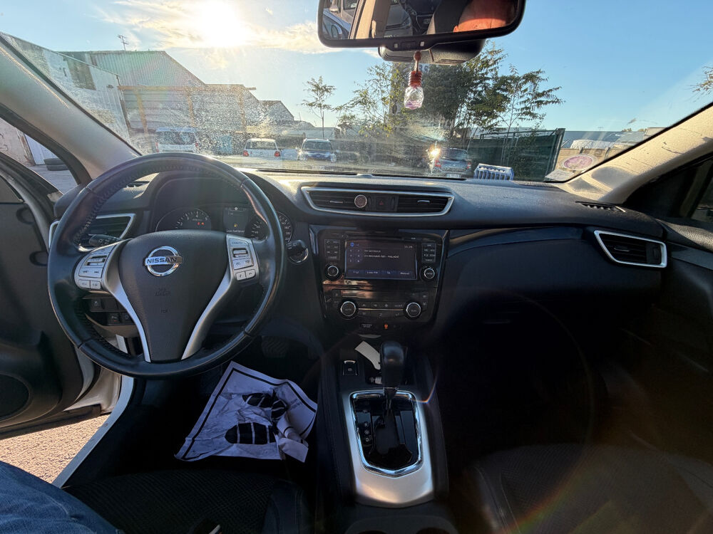 Qashqai 1.2 DIG-T 115 Stop/Start Connect Edition Xtronic A 2015 occasion 93120 LA COURNEUVE
