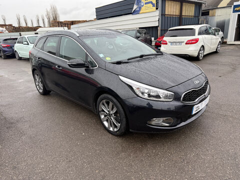 Kia Ceed Cee'd SW 1.6 CRDI 128 ch Premium 2015 occasion LA COURNEUVE 93120
