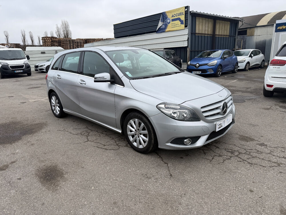 Classe B 180 CDI BlueEFFICIENCY Design 7-G DCT A 2014 occasion 93120 LA COURNEUVE