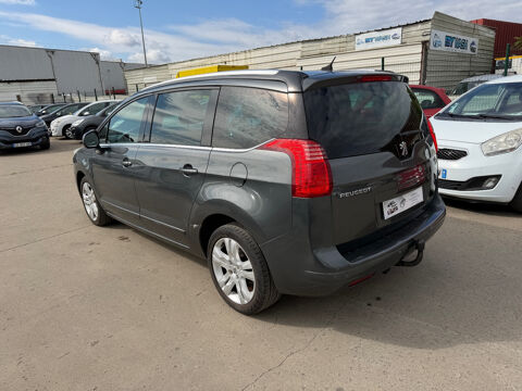 5008 1.6 HDi 112ch FAP BVM6 Confort Pack 5pl 2011 occasion 93120 LA COURNEUVE