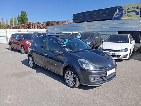 Annonce voiture Renault Clio III 4990 €