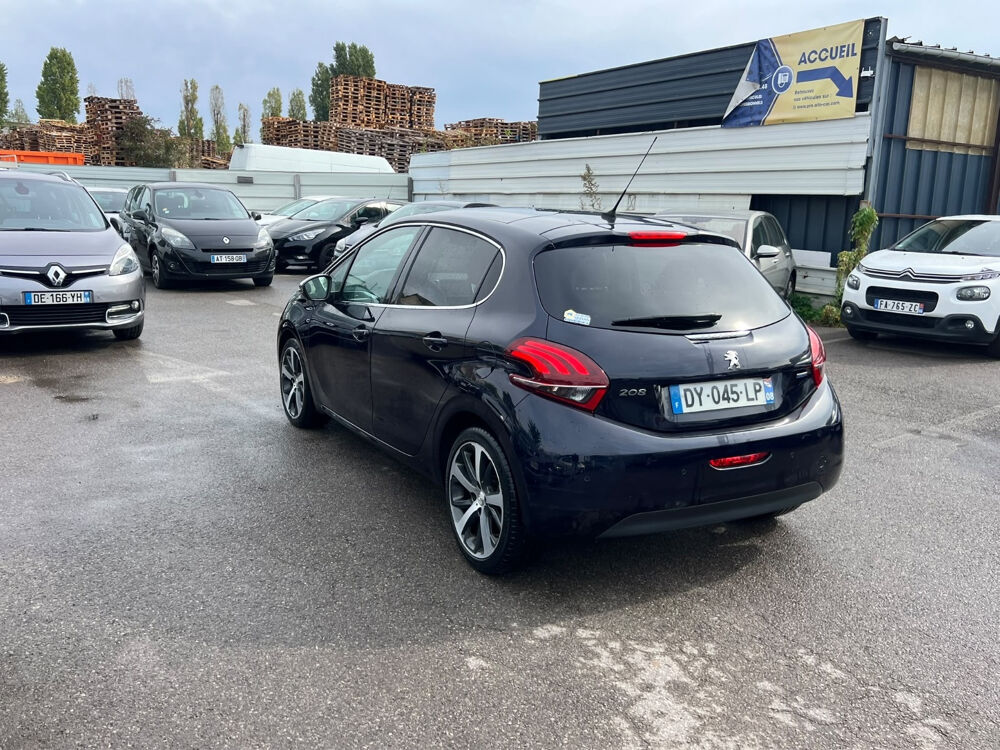 208 1.2 PureTech 110ch S&S EAT6 GT Line 2015 occasion 93120 LA COURNEUVE