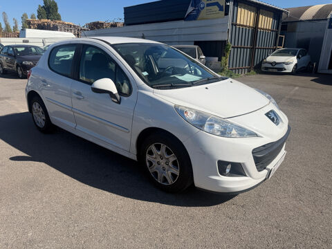 Peugeot 207 + 1.4e 75ch
