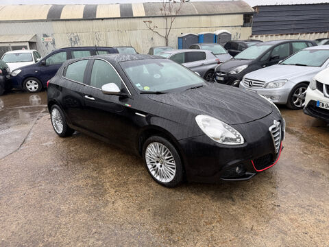 Alfa Romeo Giulietta 2.0 JTDm 140 ch S&S Distinctive 2012 occasion LA COURNEUVE 93120