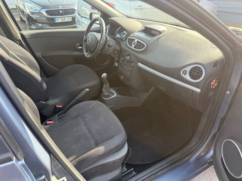 Clio III Clio 1.5 dCi 70 Expression 2006 occasion 93120 LA COURNEUVE