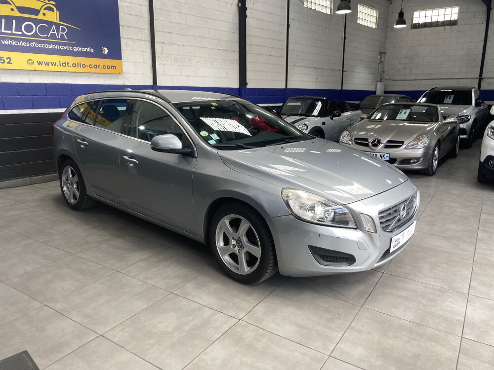 V60 DRIVe 115 ch Stop & Start Kinetic 2012 occasion 93120 LA COURNEUVE