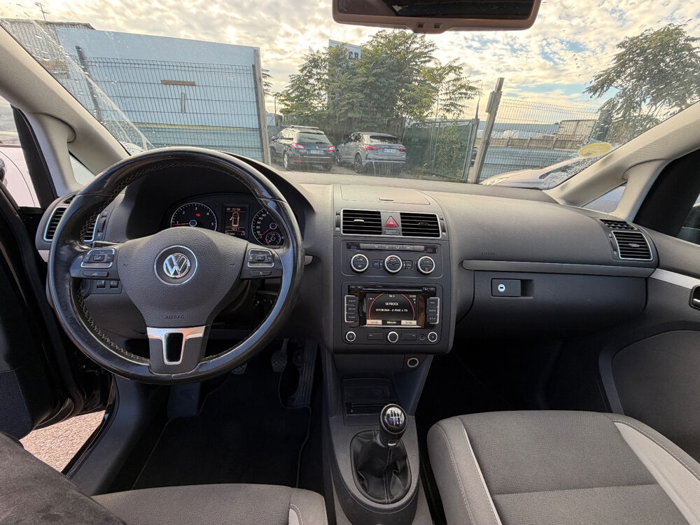 Touran 1.6 TDI 105 FAP Life 2013 occasion 93120 LA COURNEUVE