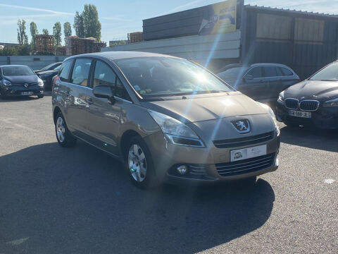 Peugeot 5008 1.6 HDi 112ch FAP BVM6 Allure 7pl 2012 occasion LA COURNEUVE 93120