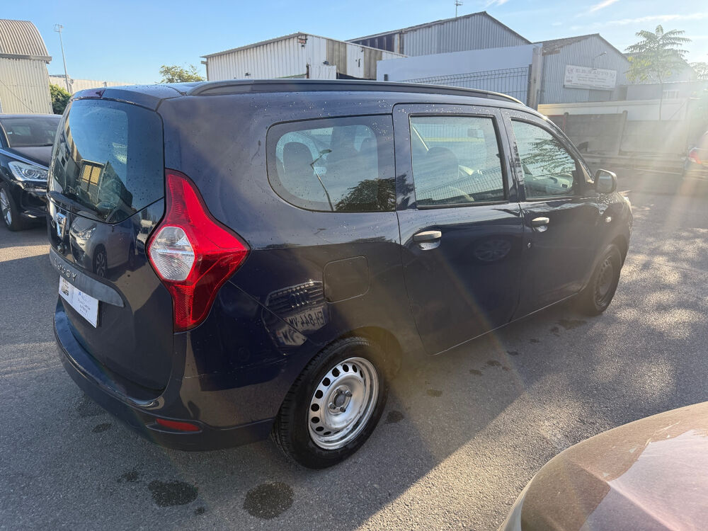 Lodgy 1.6 MPI 85 5 places GPL 2015 occasion 93120 LA COURNEUVE