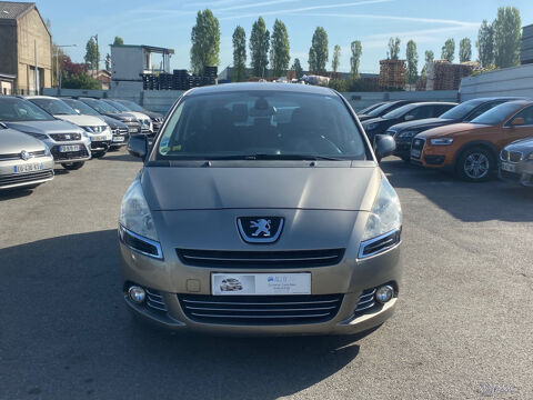 5008 1.6 HDi 112ch FAP BVM6 Allure 7pl 2012 occasion 93120 LA COURNEUVE