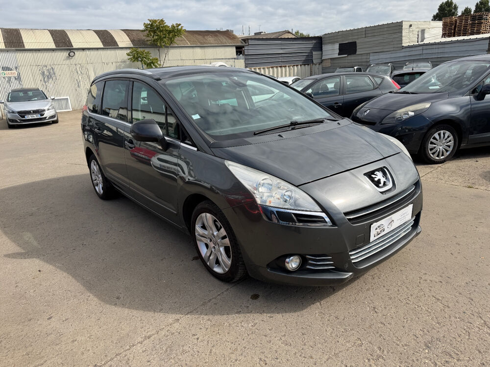 5008 1.6 HDi 112ch FAP BVM6 Confort Pack 5pl 2011 occasion 93120 LA COURNEUVE