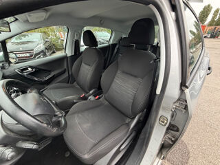 208 1.4 HDi 68ch BVM5 Access 2012 occasion 93120 LA COURNEUVE