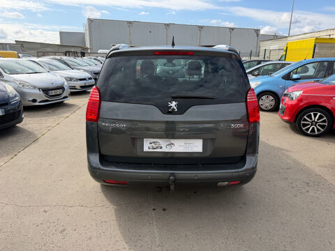5008 1.6 HDi 112ch FAP BVM6 Confort Pack 5pl 2011 occasion 93120 LA COURNEUVE