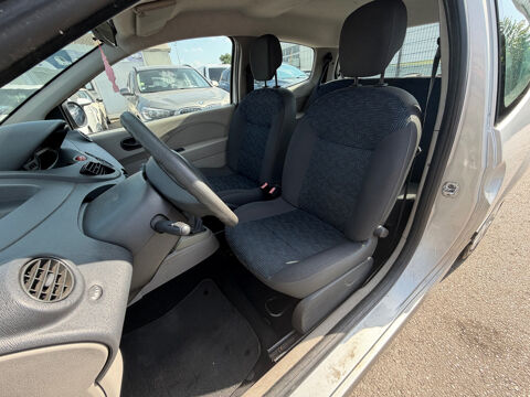 Twingo II 1.2 LEV 16v 75 eco2 Expression 2009 occasion 93120 LA COURNEUVE