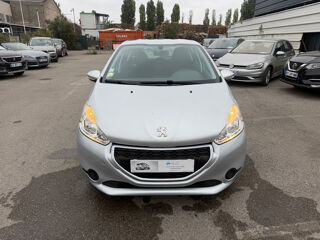 208 1.4 HDi 68ch BVM5 Access 2012 occasion 93120 LA COURNEUVE