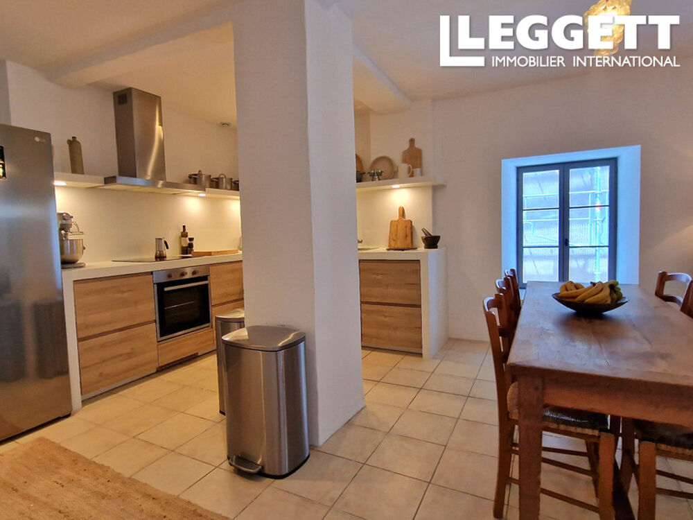 Vente Maison Belle maison du village avec trois chambre et terrace sur la toit dans la village du blomac. Blomac