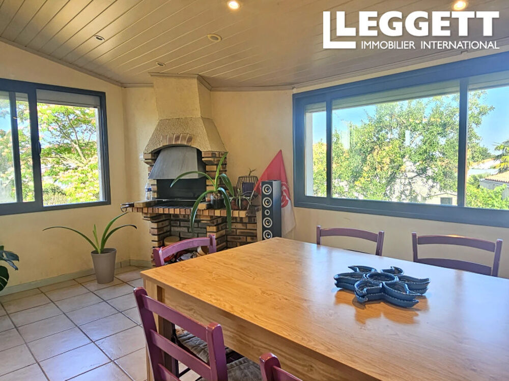 Vente Maison Maillezais ? Maison 119 m², 3 chambres, ascenseur, sous-sol, terrain arboré et clos de 775 m² Maillezais