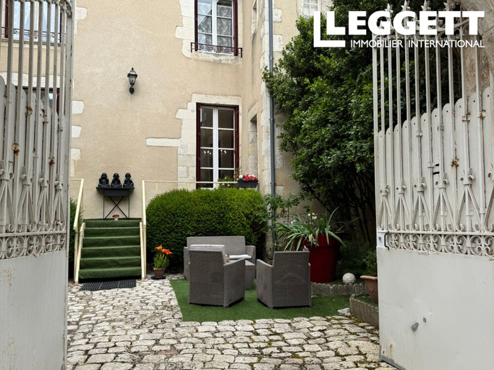 Vente Maison Élégante maison de ville du XVIIe siècle avec gîtes et potentiel exceptionnel - 452 m² Issoudun