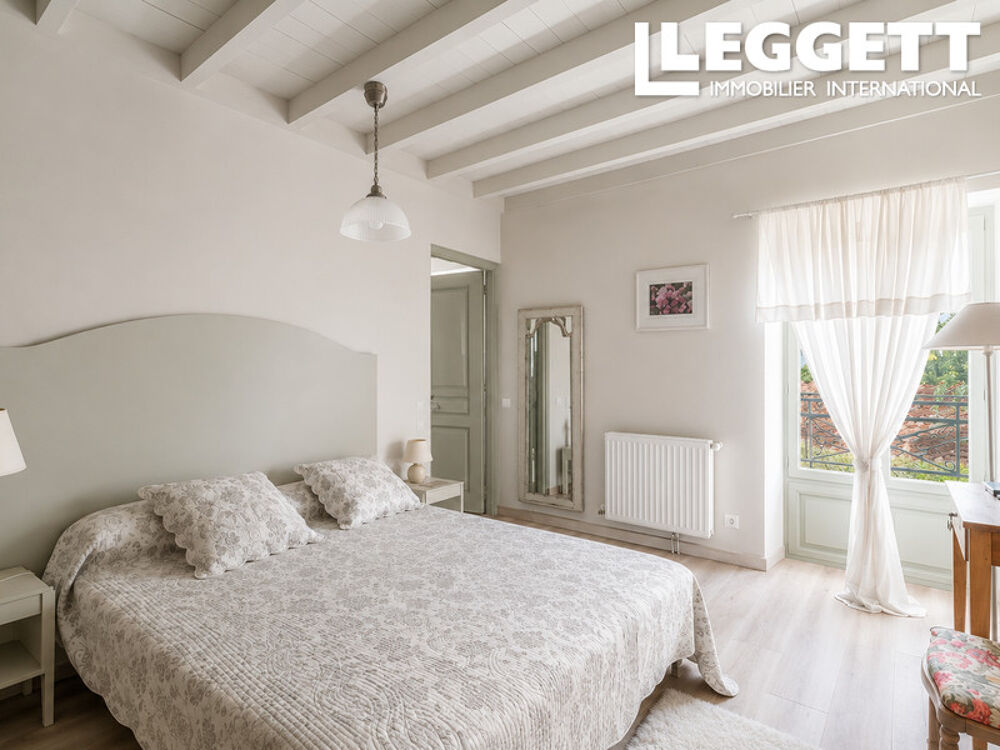 Vente Moulin Domaine d?exception avec moulin du XVII?, maison de maître, gîtes et salle de réception près de Cognac St maigrin