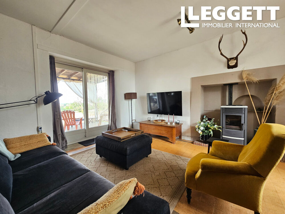 Vente Maison Charmante maison de campagne avec belles vues, terrasse et terrain de 2 049 m² près de Cosne-d'Allier Tortezais