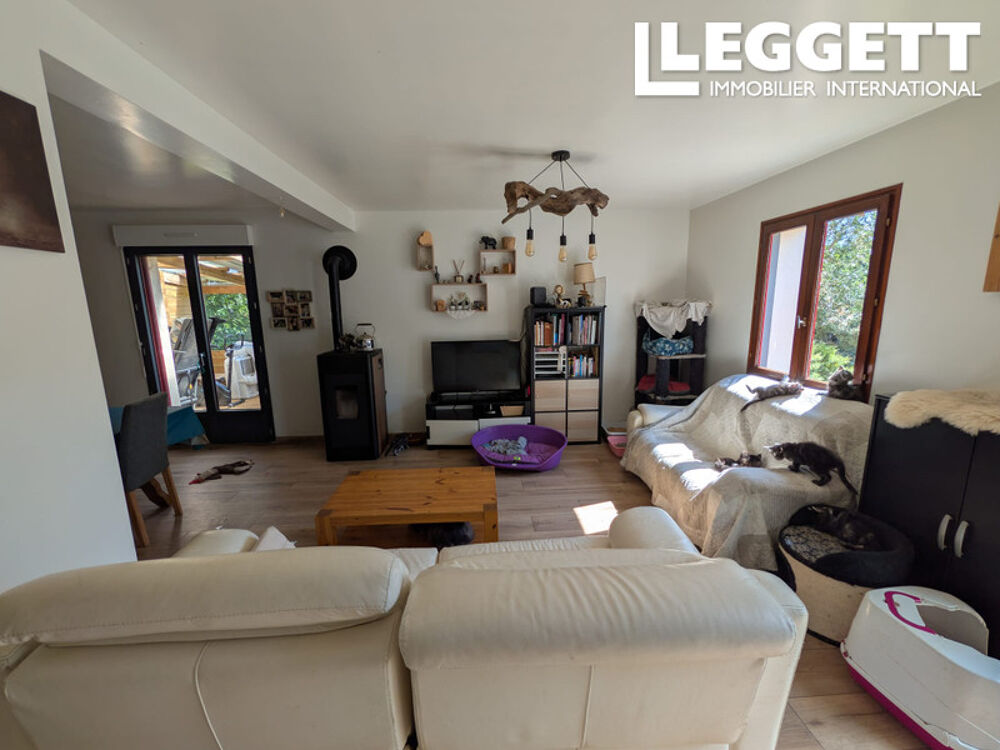 Vente Maison Jolie maison de 4 chambres, bien entretenue, dont une au rez-de-chaussée, sur un terrain de 1 000 m². La chapelle-neuve