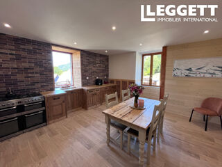  Maison à vendre 10 pièces 255 m²