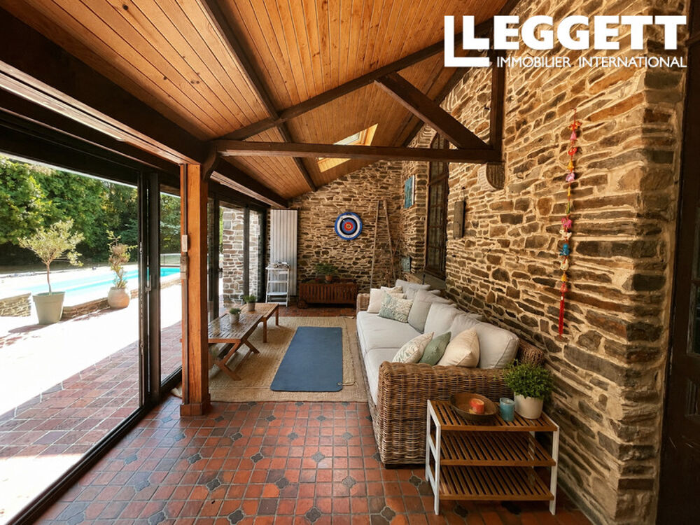 Vente Maison Maison de caractère pleine de charme, piscine, 5/6 ch, beaux espaces de vie et jardin paysager, proche Rennes Boistrudan