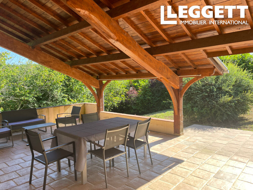 Vente Maison Longére en pierre avec beaucoup de charme, 4 chambres et piscine privée. Montpezat