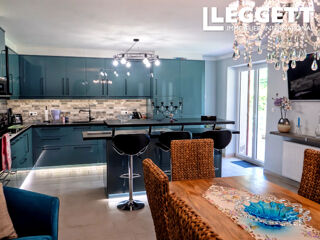  Maison � vendre 9 pi�ces 305 m�