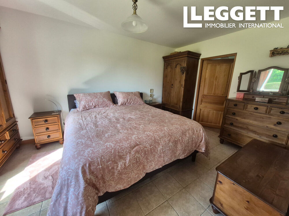 Vente Maison Maison de plain-pied 4 chambres contruite en 2009, pompe à chaleur, chauffage au sol. Parfait etat! Plougonver
